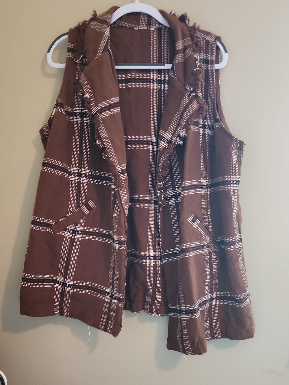 Brown Plaid Sleeveless Vest